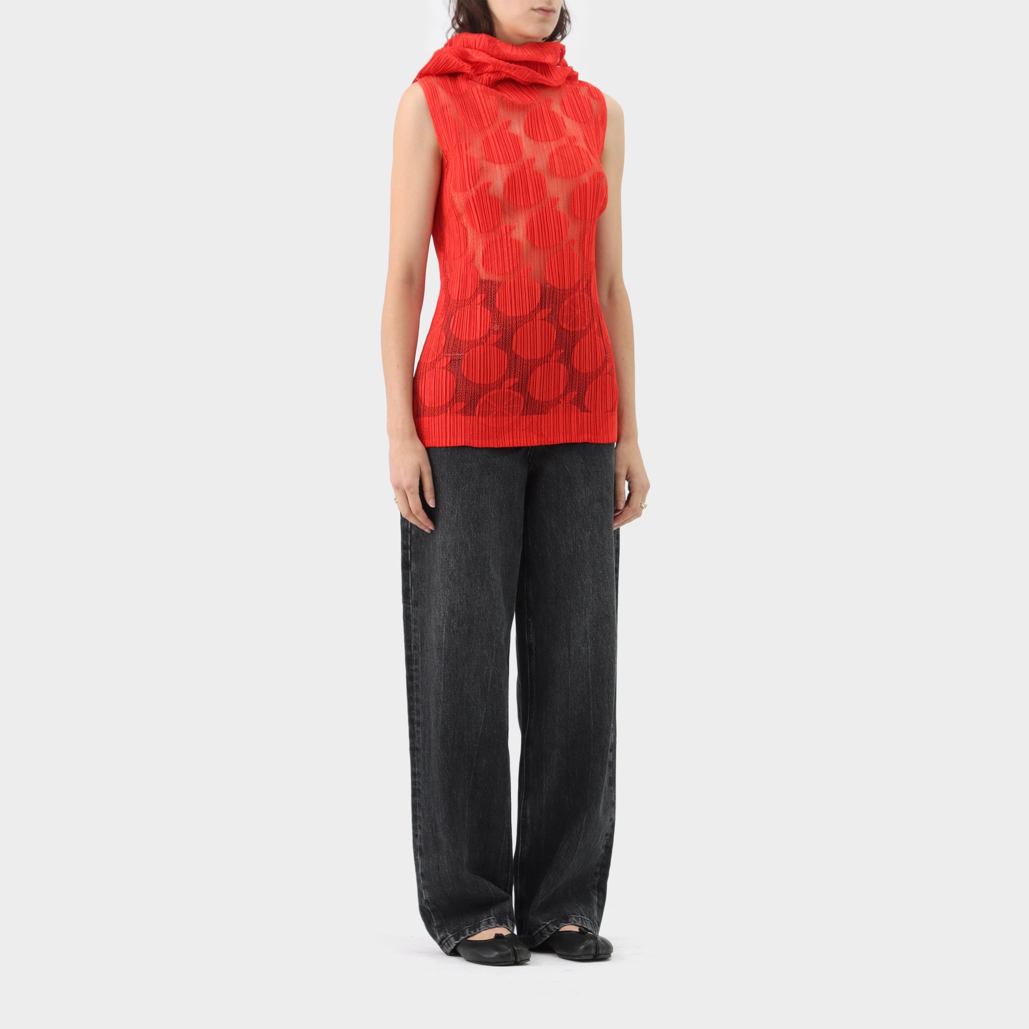 Pleats please High Collared Circle Net Pleated Top