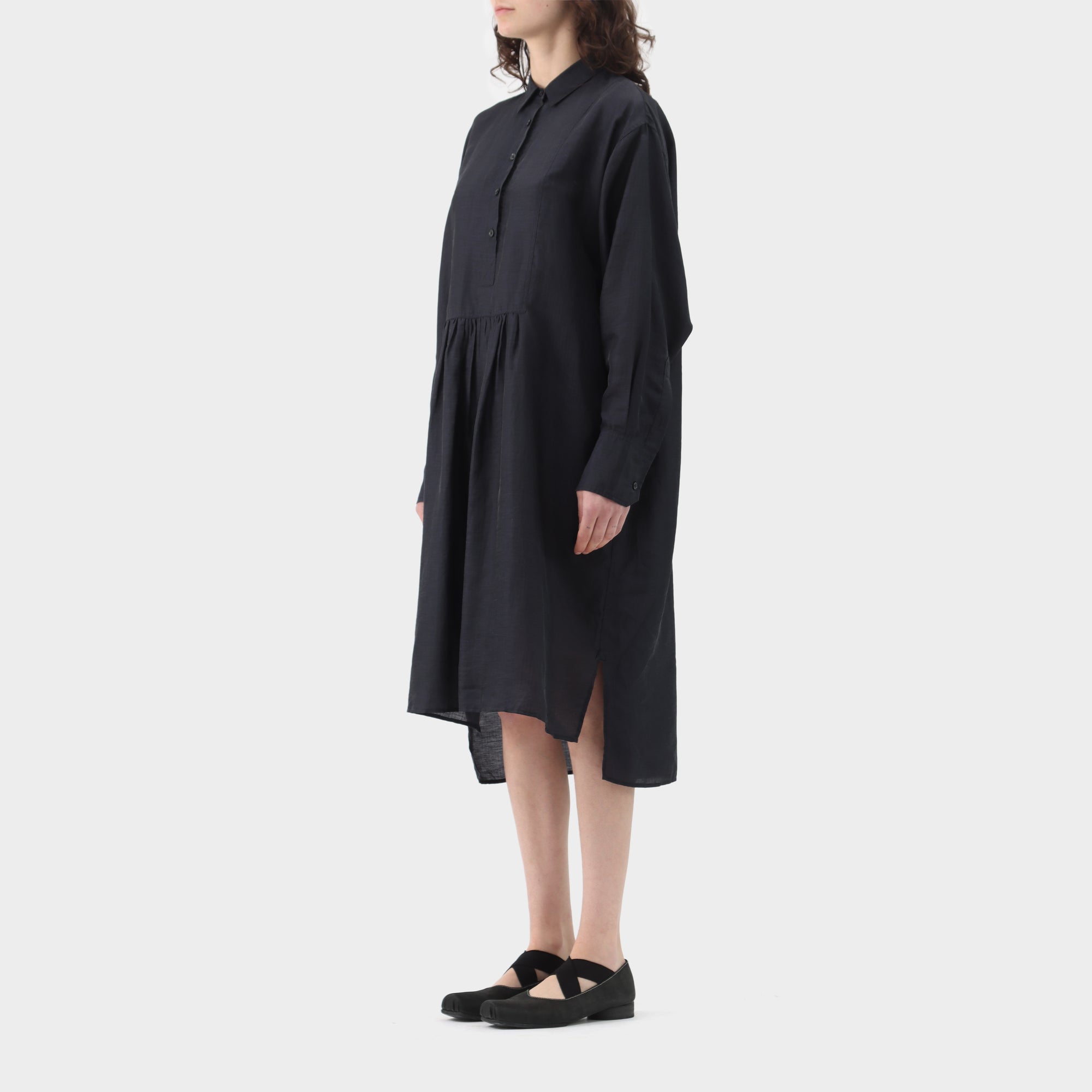 Ms Min Collared button up short sleeve swing dress