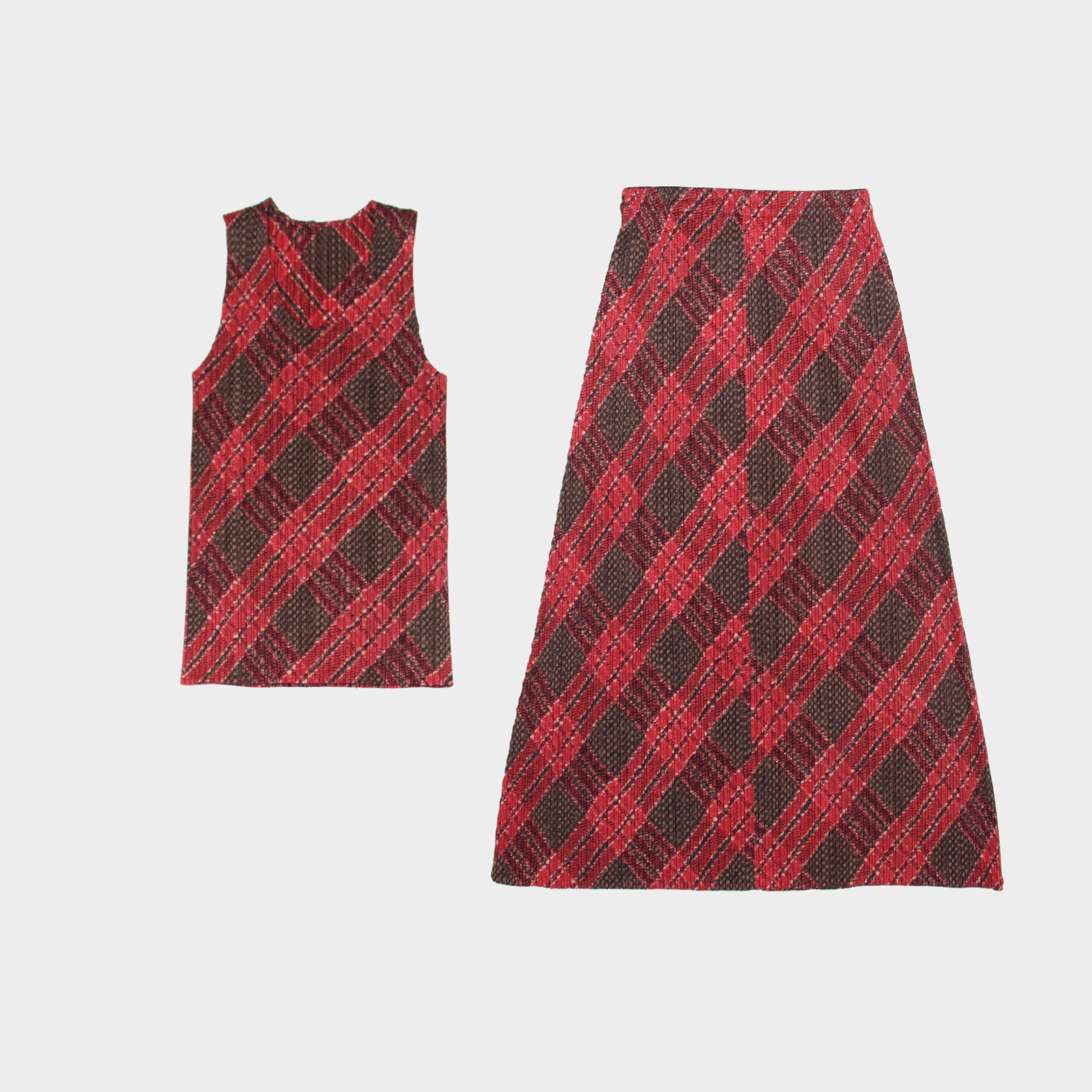 Pleats Please Set