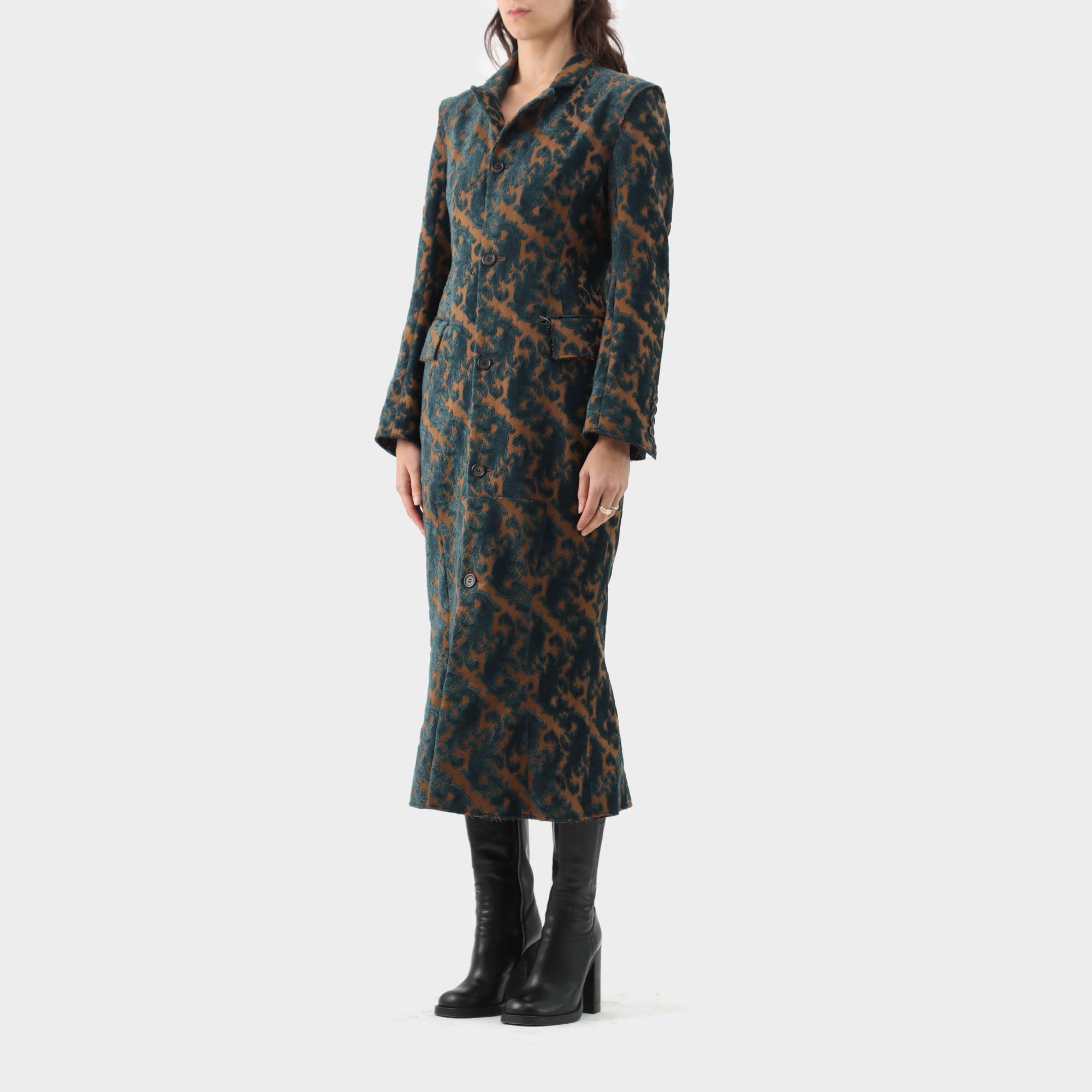 Undercover Velour Baroque Detachable Sleeves Coat