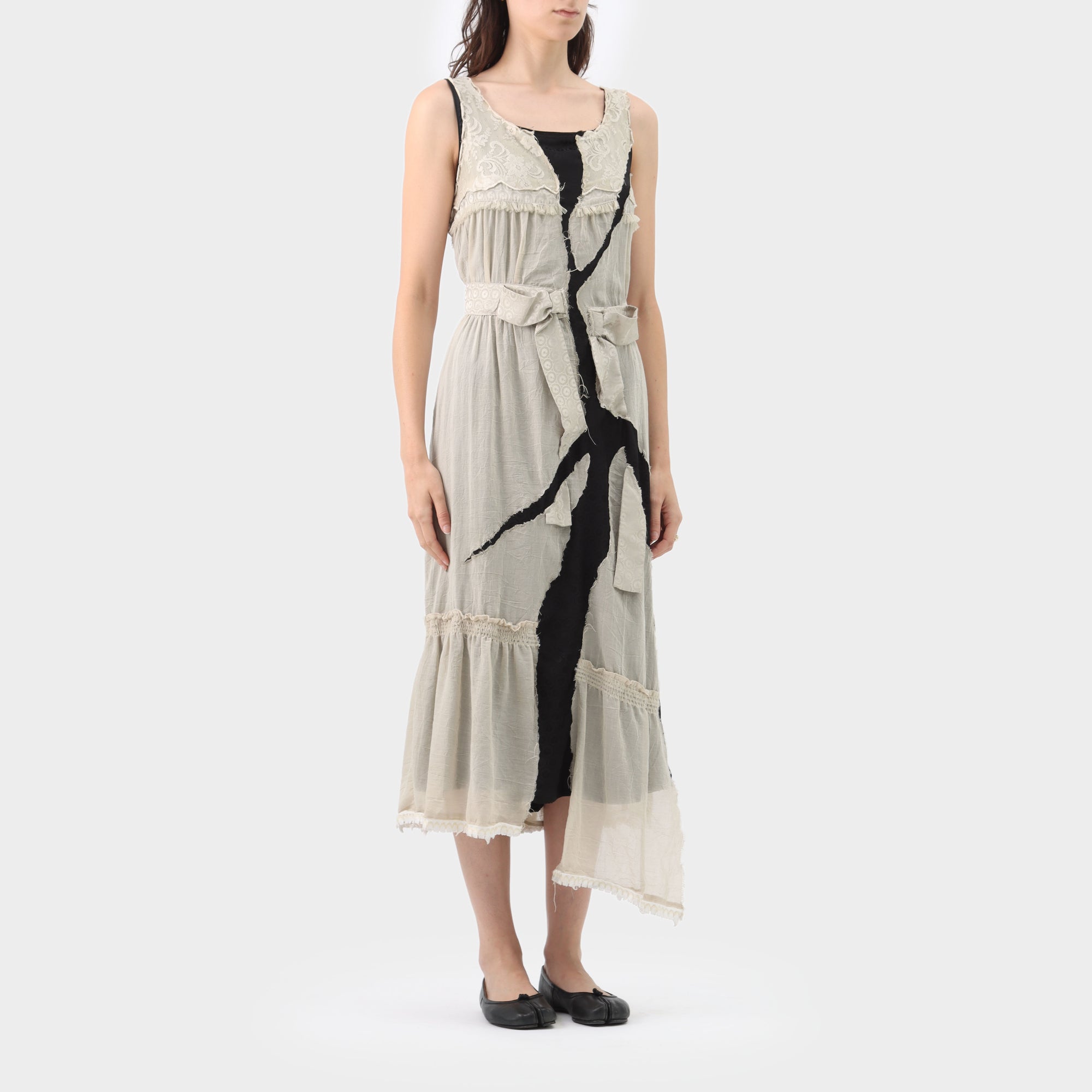 Undercover 'But Beautiful' Cracked Lace Dress