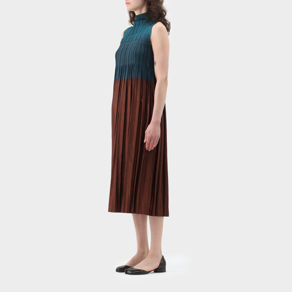 Issey Miyake Semi Pleat Graidient Dress